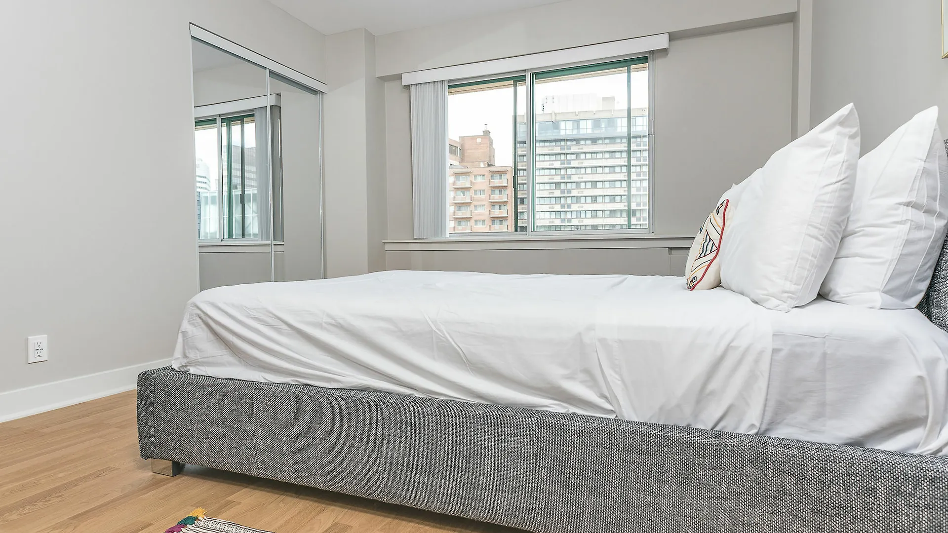 Modern 1Br In Downtown Mtl By Sonder Apartment Montreal
